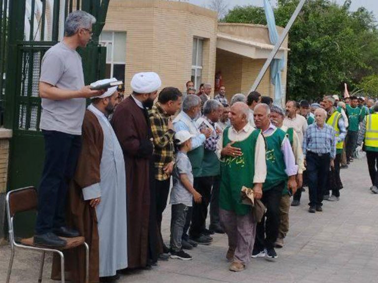 The caravan of Sarkhs pilgrims went to the Shams Al Shams Shrine