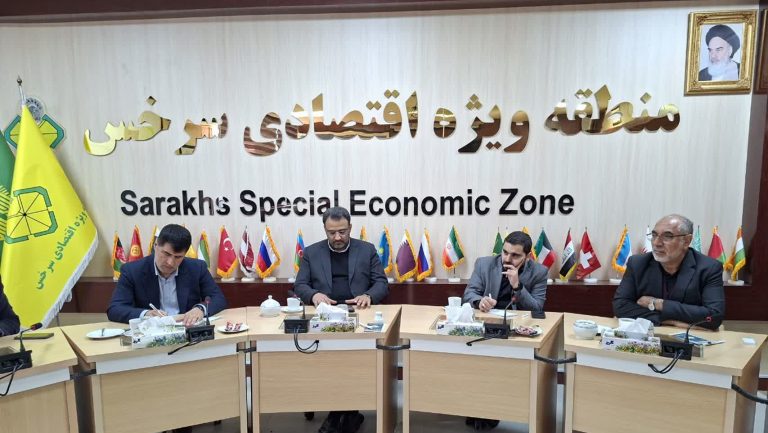 تاکید بر تمرکز منطقه آزاد سرخس بر لجستیک در بازدید مشاور وزیر اقتصادی و دارایی از منطقه ویژه اقتصادی سرخس