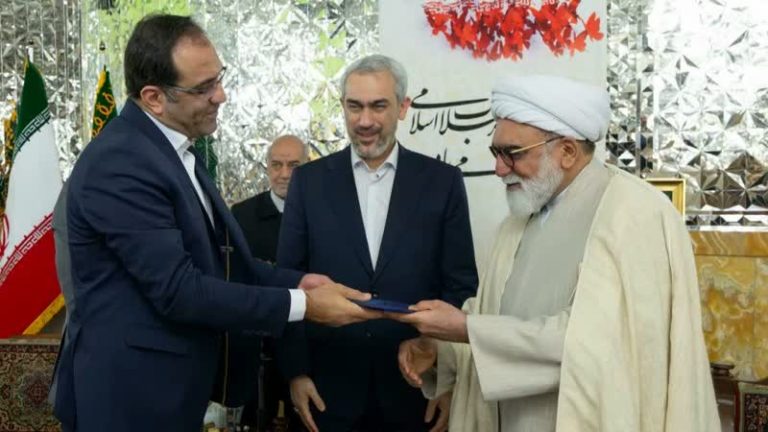 مدیرعامل و اعضا هیات مدیره منطقه آزاد تجاری صنعتی سرخس معارفه شد